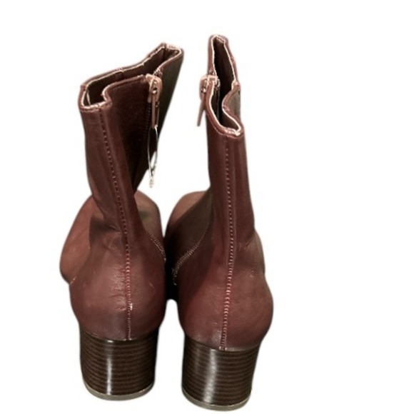 Basic Editions Ankle Boots Block Heel Square Toe Burgundy Zip Up Women's Sz 7W - Picture 2 of 6
